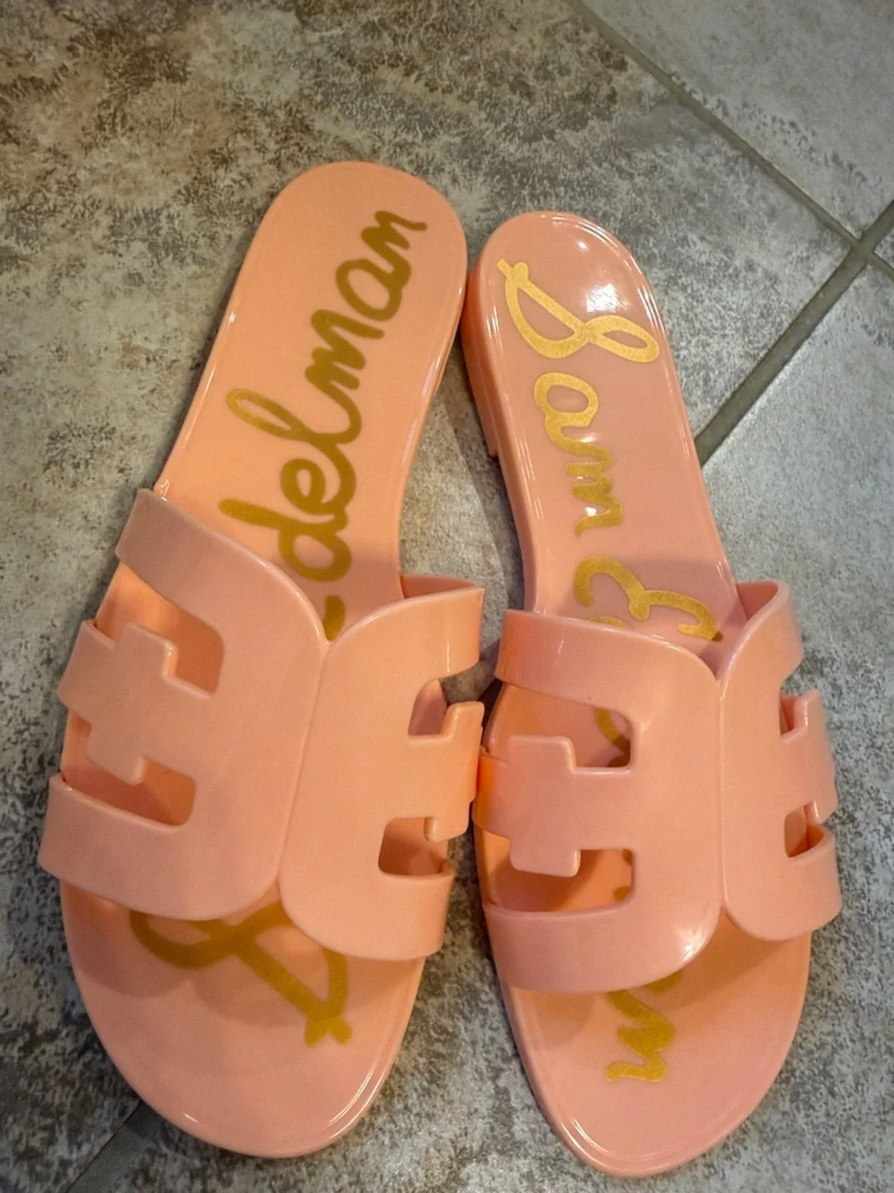 Sam Edelman Glossy Peach Slide Mules - Picture 2 of 5